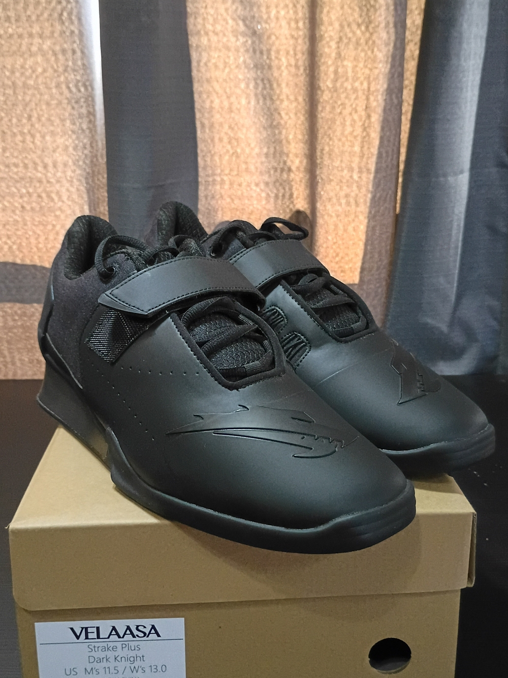 Velaasa Strake+ Weightlifting Shoes Dark Knight Edition
